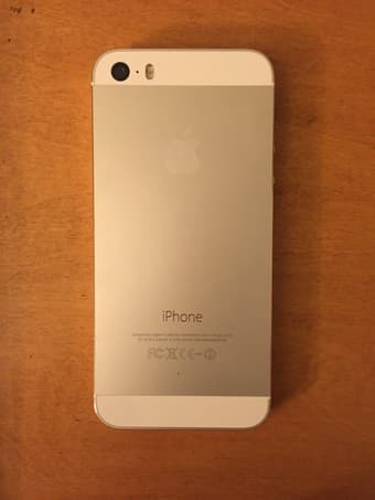 IPhone 5S TMobile 16GB White/Silver LIKE NEW $550 OBO 2