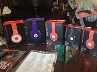 5 Pairs of Dr. Dr BEATS 1