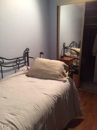 Commuter room for rent downtown Mountain View 2