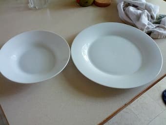 Plates (big and small) and bowl 1