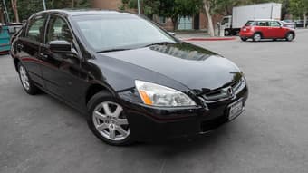 2005 Honda Accord V6 - $9499 1
