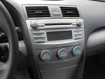 Extremely low mileage (39,1XX ) 2009 Toyota Camry LE, asking for 13.5K 3