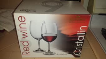 Wine glass set - $30 (Excellent condition) 3