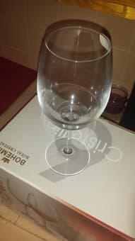 Wine glass set - $15 (Excellent condition) 1