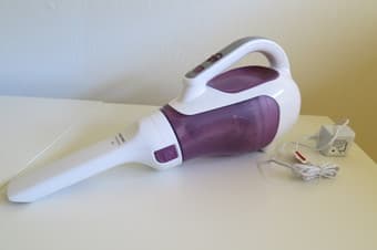Black & Decker Dustbuster Hand Vacuum Cleaner $15 1