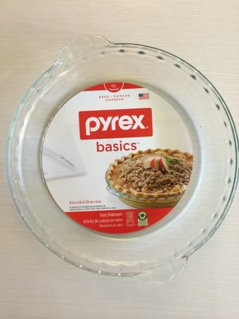 Pyrex Pie Plate - $5 1