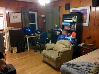 $1200 (after utilities) 240 sqft room + private 1/2 bath, Redwood City 1
