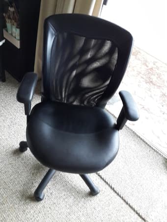 Used Leather Office Chair 1