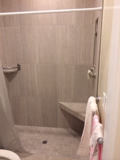 Furnished 1/br/1ba Suite in a New House Near Stanford for a Female. 1