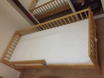 a good child's bed for sale 1