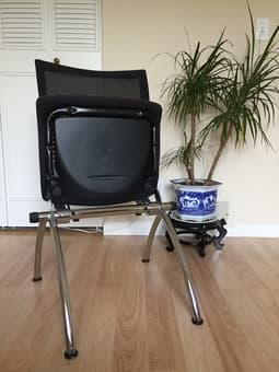 Set of Two Foldable Mesh Office Desk Computer Chairs - $60 1