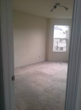 160ft² Room in 3 BR Apartment in Mission/Potrero [OPTIONAL PARKING] 1