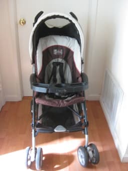 Peg Perego Pliko P3 stroller, Fisher-Price Rainforest gym 1