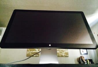 27" LED APPLE CINEMA DISPLAY - $650 1
