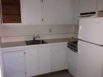 RAINS 2BR Apartment SUBLET - Dec 12 to Jan 05 2