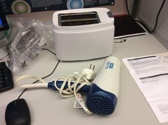 moving sale heater/hand mix/water pot/bread heat/hair dryer 1