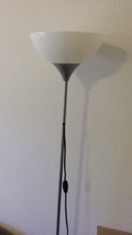floor lamp and rice pressure cooker 3