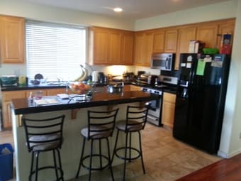 2 spacious bedrooms available in 4bedrooms/2bathroom House ($850&$950) 2