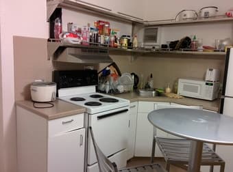 Stanford EV highrise sublet, male only, from Dec 7 - Jan 3 (700$), 1