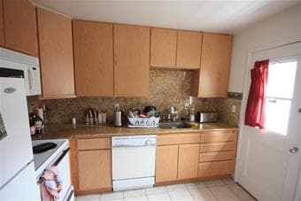 downtown menlo park 2BR apartment sublease - 12/15-1/2 $70/night 1