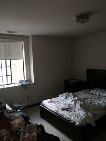 $700 for Dec, large bedroom with en-suite and walk in wardrobe 1