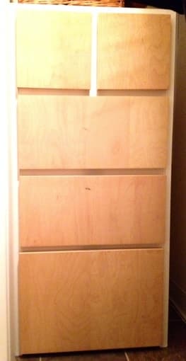 Dresser 1