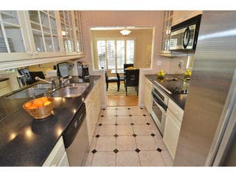 Luxurious, Spacious room in San Carlos, includes utilities, maid/clean 3