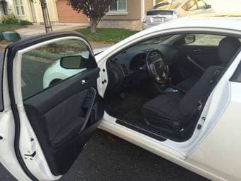 2008 Nissan Altima Coupe, low mileage - $12000 (san jose north) 3