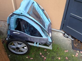 Instep take2 double bicycle trailer 1
