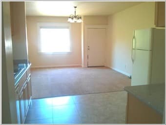 Newly renovated 1 bedroom 1 bathroom house in downtown Burlingame 1