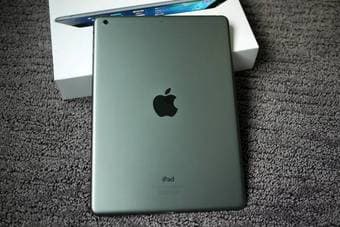 NEW IPAD AIR 16GB SPACE GRAY, SIGNIFICANT SAVINGS/DISCOUNT $320 1