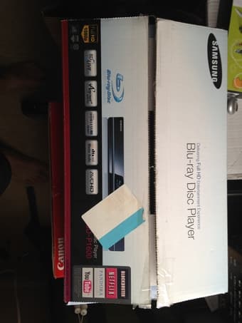 Blue ray, netflix, pandora and you tube streaming box 40$ OBO 1