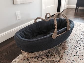 Heirloom Quilted Voile Moses Basket Bedding & Ash Basket Set 1