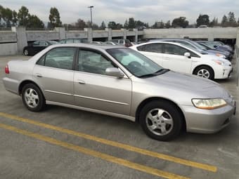 Sale: 1999 Honda Accord EX, fair conditioned 1