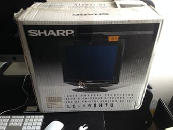 Sharp lc-15sh7u 15" LCD TV. 50$ 1