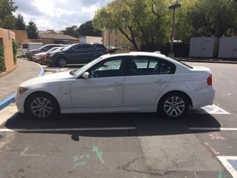 2006 BMW 325i Sport package (excellent condition) 1