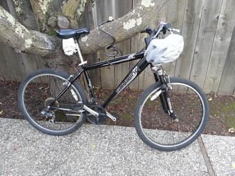 Bike + lock + light (without holding) for men and women - 200 $ 1