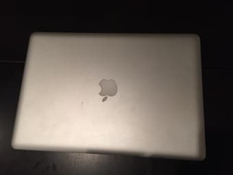 Apple Mac Book Pro 15" $800 3
