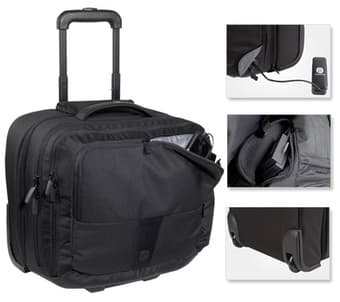 Luggage that charges your devices!!! *LIKE NEW* 1