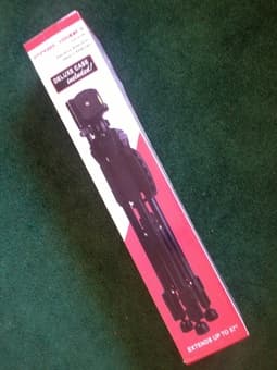 tripod for sell and camera cleaning kit 1