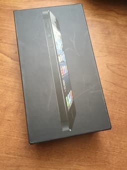 Sprint iPhone 5 - Black 32 GB [NEW BATTERY] 1