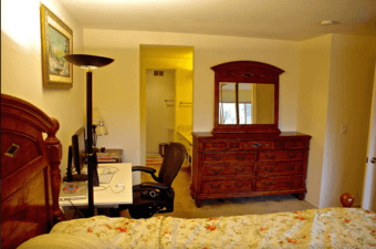 Furnished Master Bedroom Sharon Heights near Campus March-17 ~ April-8 2