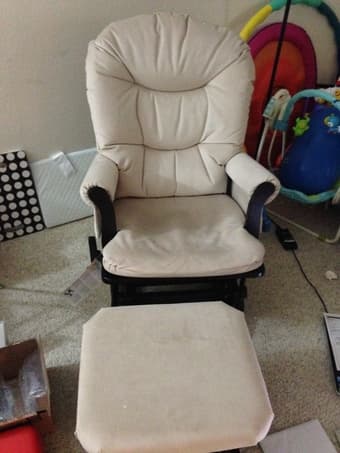 Dutailier Glider+ottoman 1