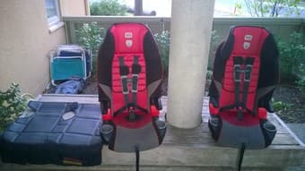 FS: 2 Britax Frontier 85 convertible car seats 1