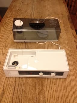 Ultrasonic humidifier - $20 2