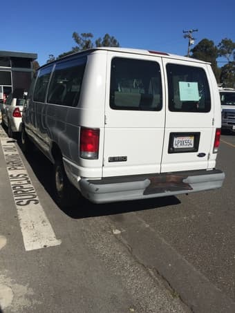 2001 Ford E350 Passenger Van 3