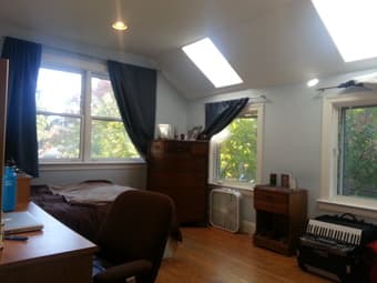 $1350 Room for rent in beautiful Palo Alto room in PRIME location 2