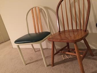 Moving sale: one ikea desk, two ikea chairs, one dinning desk 2