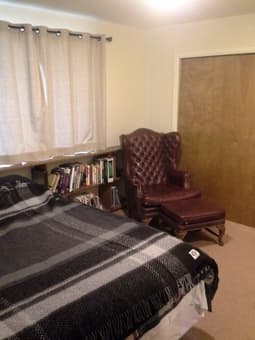 $1200 Furnished 1BR in 6BR AWESOME house. Backyard is Golf Course. 3