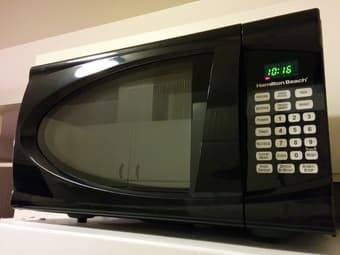 Hamilton Beach Microwave- $30 1